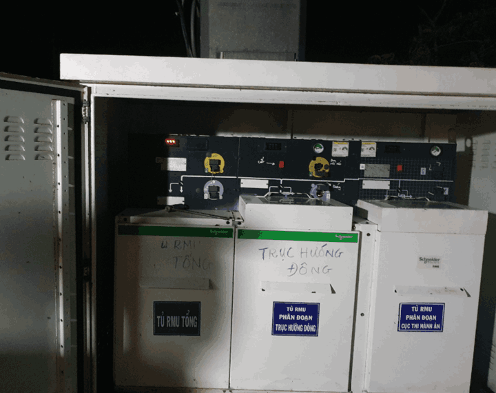 Sửa chữa tủ điện RMU – Điện lực Sóc Trăng.
